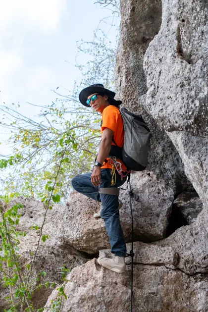 Rock-Climbing-15